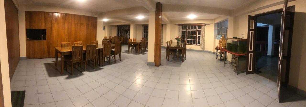 Hotel Rudra Bhawan ダージリン エクステリア 写真
